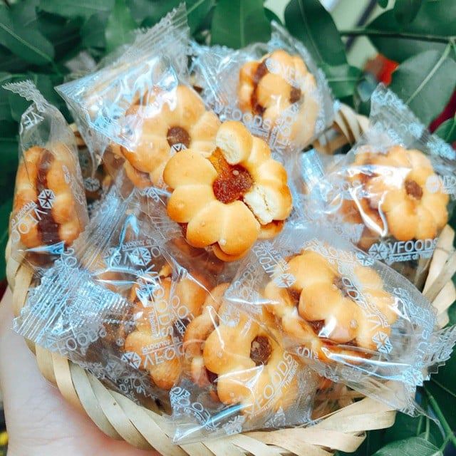 Bánh Quy Hoa Mai Mứt Dứa Jai Dee - Hộp 250g