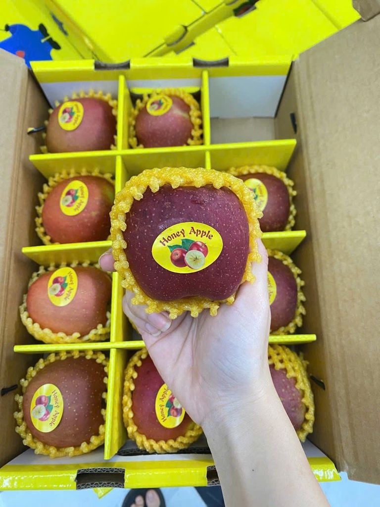 Táo Mật Giòn Ngọt – Thùng khoảng 2Kg