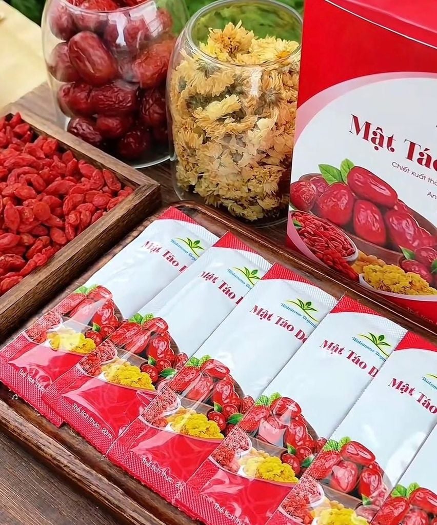 Mật Táo Đỏ Wakamono - Hộp 12 Gói