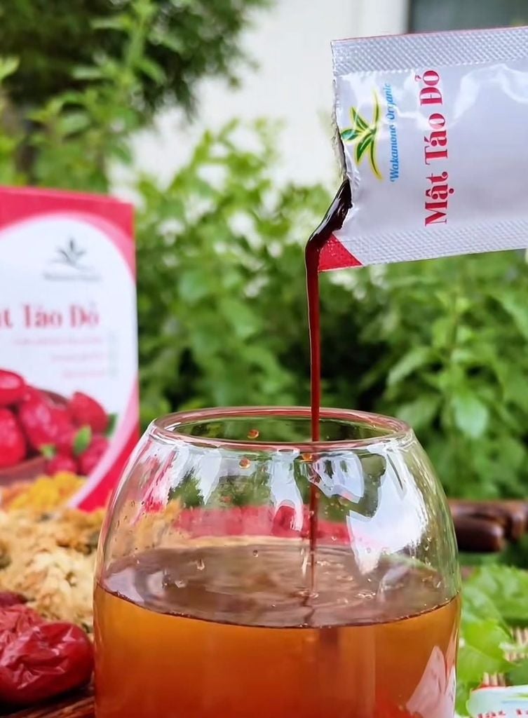 Mật Táo Đỏ Wakamono - Hộp 12 Gói