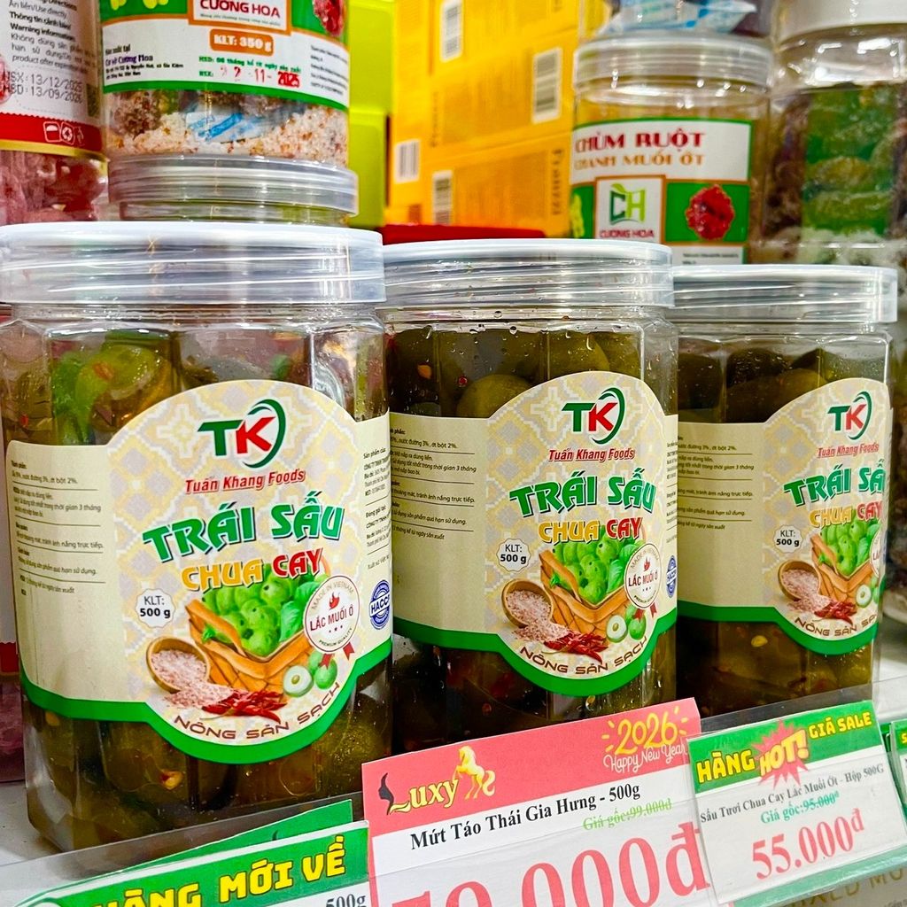 Sấu Tươi Chua Cay Lắc Muối Ớt - Hộp 500g