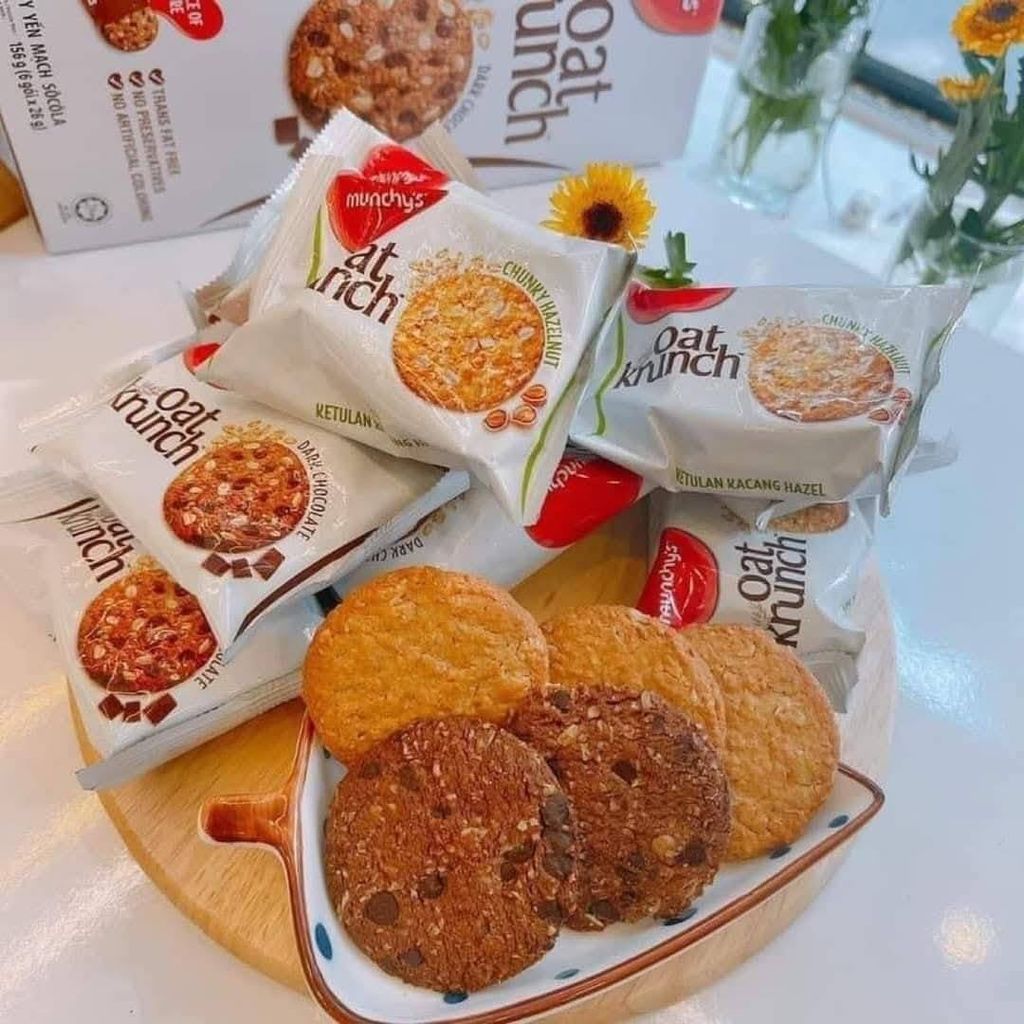 Bánh Yến Mạch Munchy's Oat Krunch Dark Chocolate - 6 gói x 156g