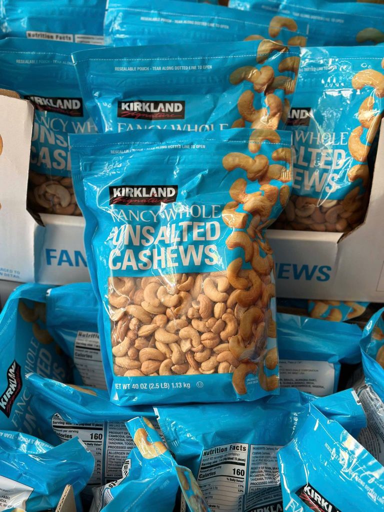 Hạt Điều Nguyên Hạt Kirkland Mỹ - 1.13kg