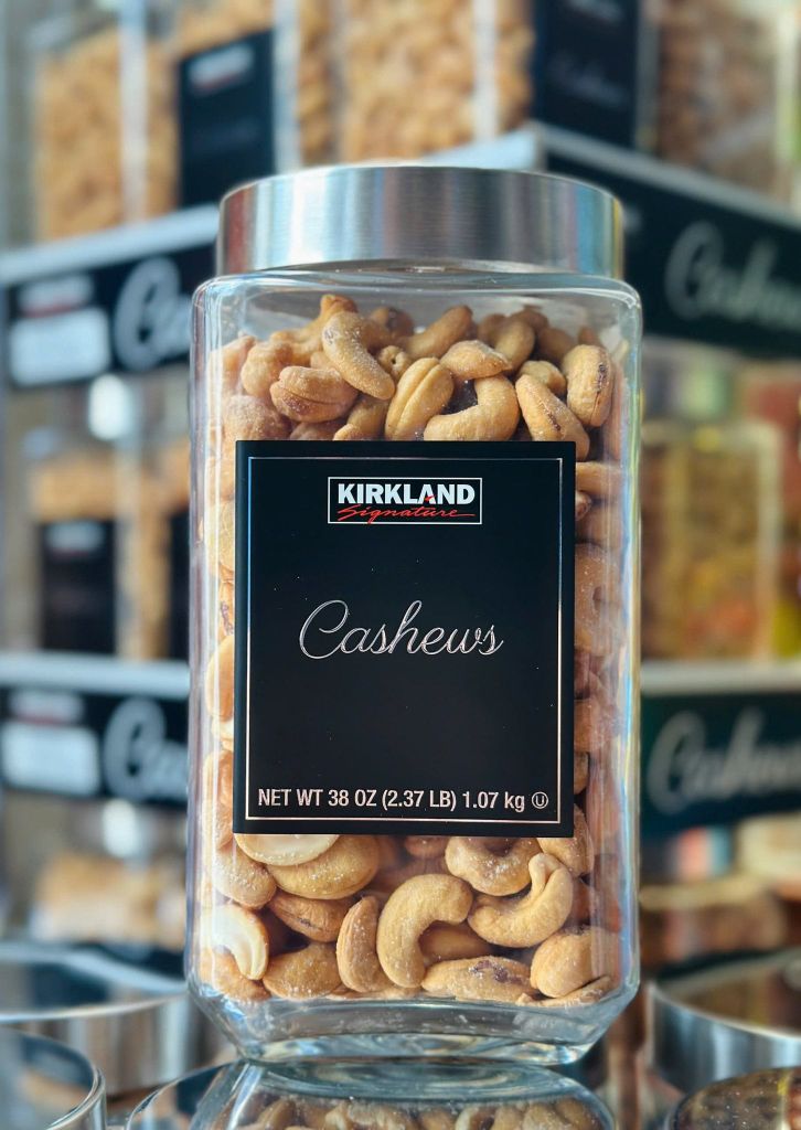 Hạt Điều Rang Muối Biển Kirkland Mỹ - 1.07kg