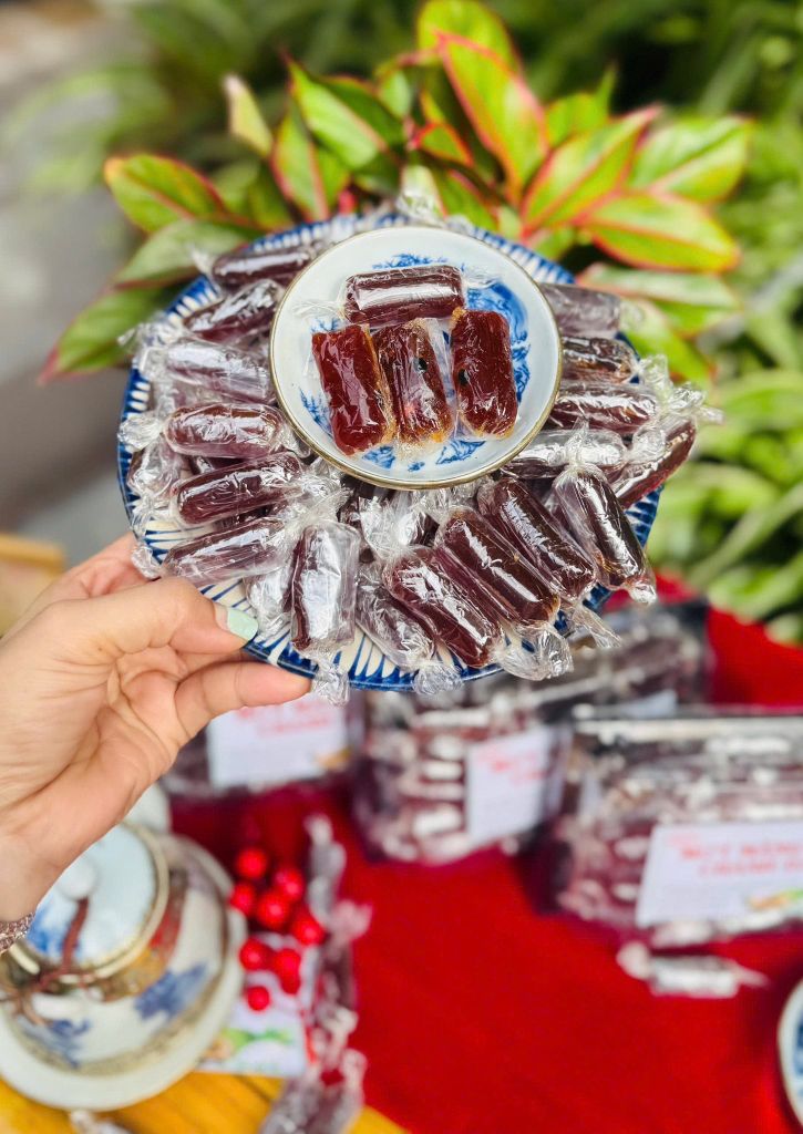 Mứt Mãng Cầu Me - 500gr