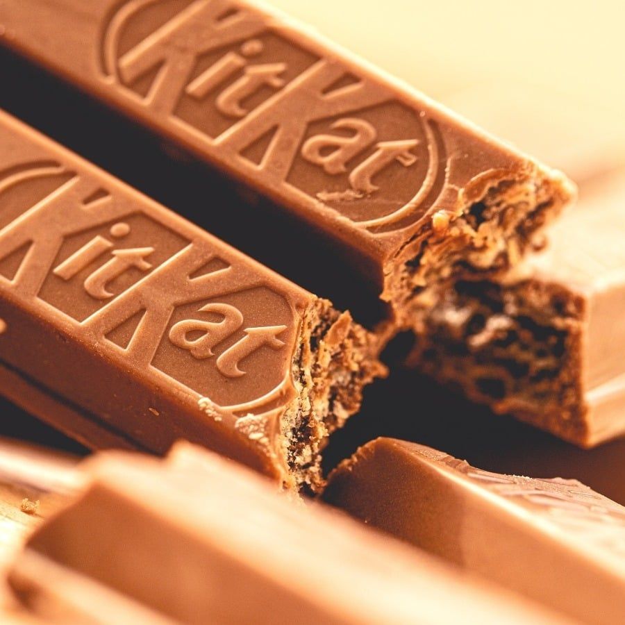 Bánh Xốp Socola Sữa Nestle Kitkat - 10 Thanh x 15g