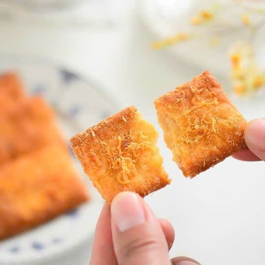 Bánh Quy Chà Bông Thịt Layer Thousand – 100G