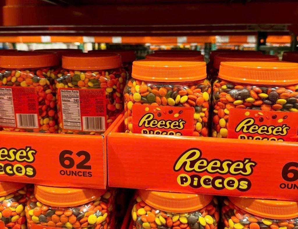 Kẹo Bơ Đậu Phộng Giòn Reese's Mỹ – Hộp 1.75Kg