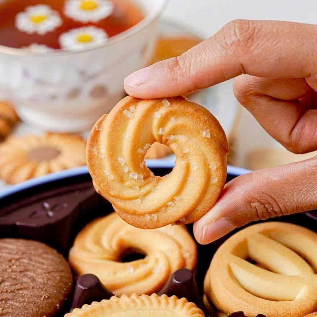 Bánh Quy Bơ Kelson Hộp Thiếc Cao Cấp - Hộp 120g