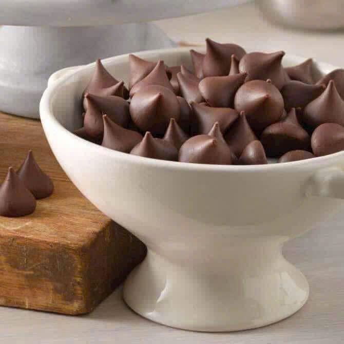 Socola Ú Hershey's Kisses Mỹ 330 Viên - Túi 1,58kg