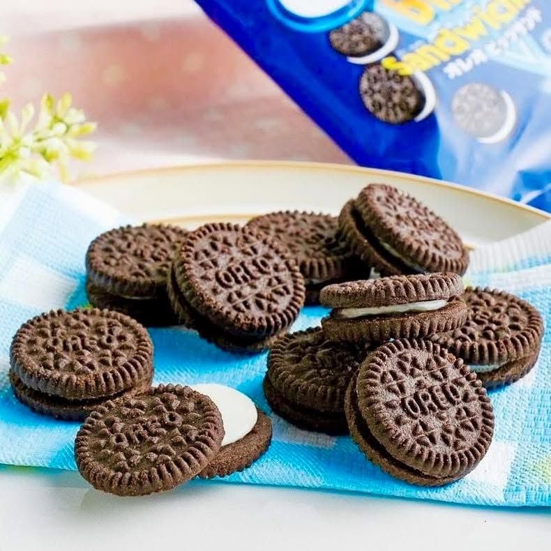 Bánh Quy Kẹp Kem Vanilla OREO Bits Sandwich Nhật Bản - 102g