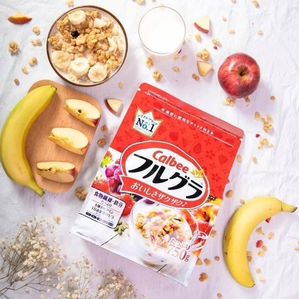 Ngũ Cốc Trái Cây Calbee Đỏ Nhật - 750g