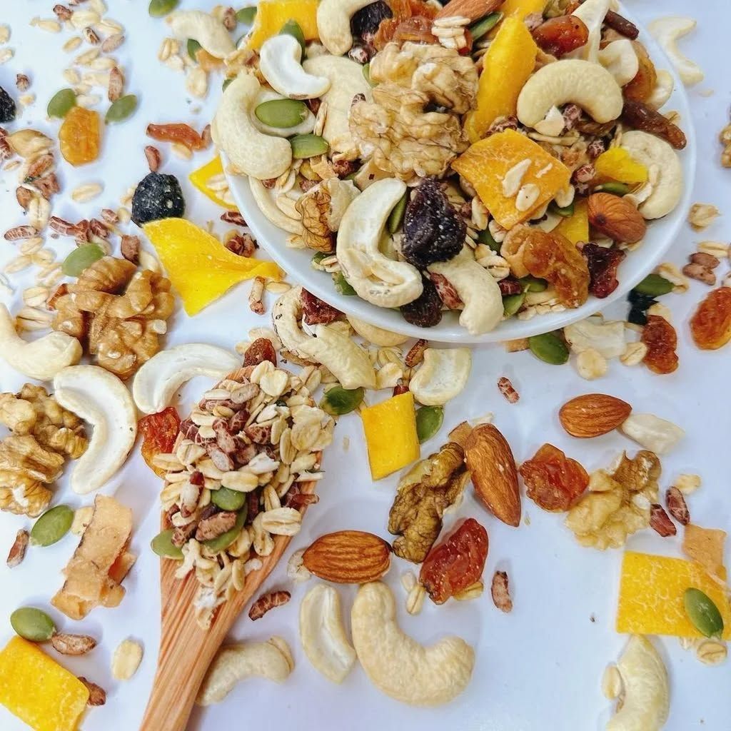 Ngũ Cốc Granola Yến Mạch Sấy Mật Ong - 500g
