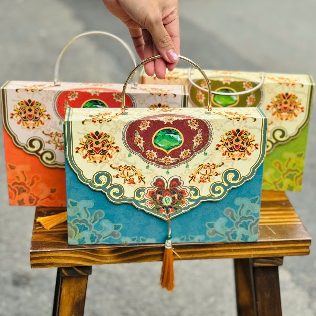 Set Bánh Trung Thu Cát Hoa Cao Cấp - Hộp 6 Cái