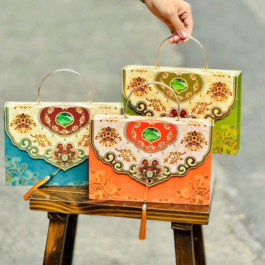 Set Bánh Trung Thu Cát Hoa Cao Cấp - Hộp 6 Cái
