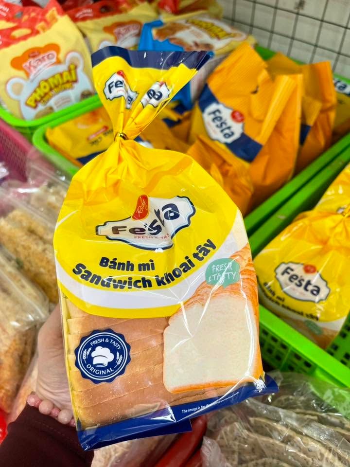 Bánh Mì Sandwich Fe'sta Khoai Tây - Gói 275G