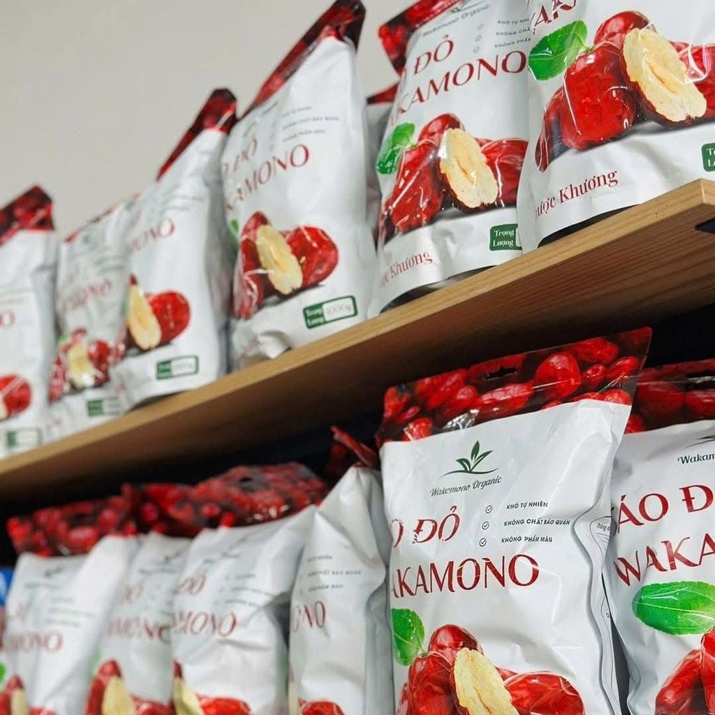 Táo Đỏ Nhược Khương Wakamono Size Trung - 1kg