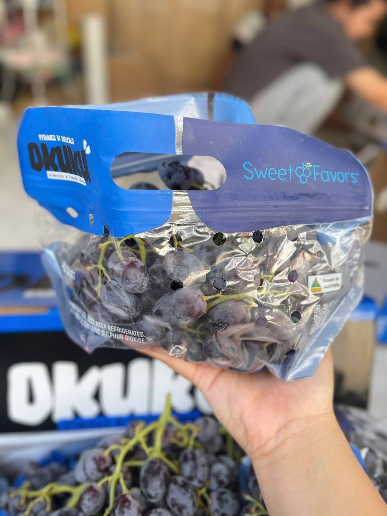 Nho Đen Úc Okuku - Hộp 900G