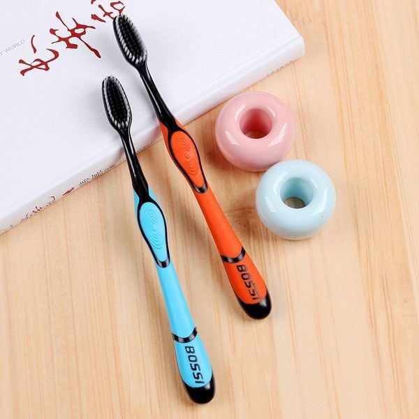 Bàn Chải Đánh Răng BOSSI Than Tre Hàn Quốc