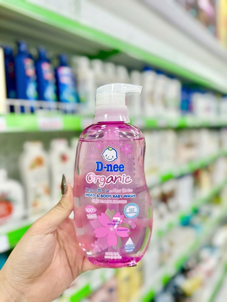 Sữa Tắm Gội Em Bé D-nee - 380ml