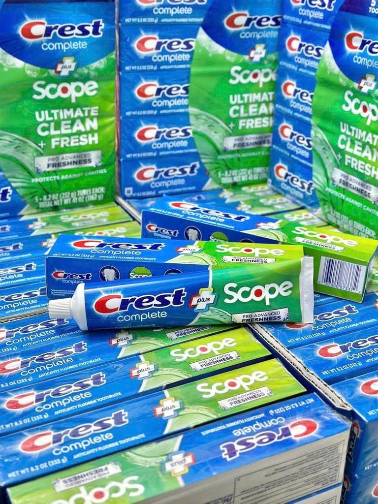 Kem Đánh Răng Crest Scope Extra Whitening - 232g