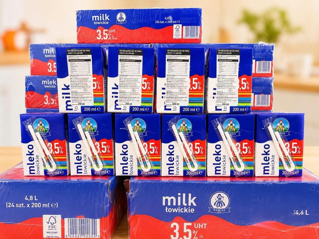 Sữa Tiệt Trùng Ba Lan Mleko Łowickie 3.5% - 200ml