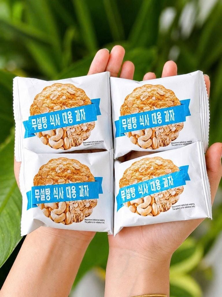 Bánh Ngũ Cốc Hạt Điều Yến Mạch Weisiqi - 390g
