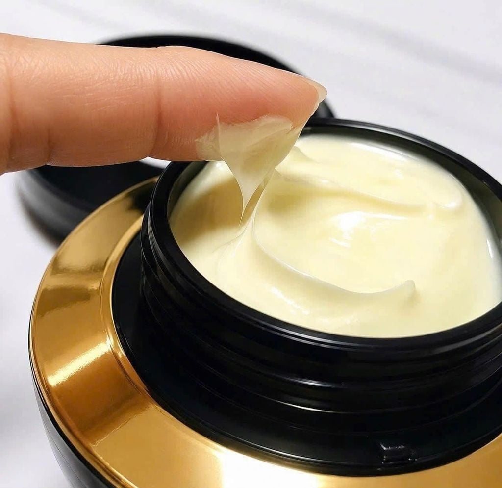 Kem Nám Dongsung Rannce Cream - 70g