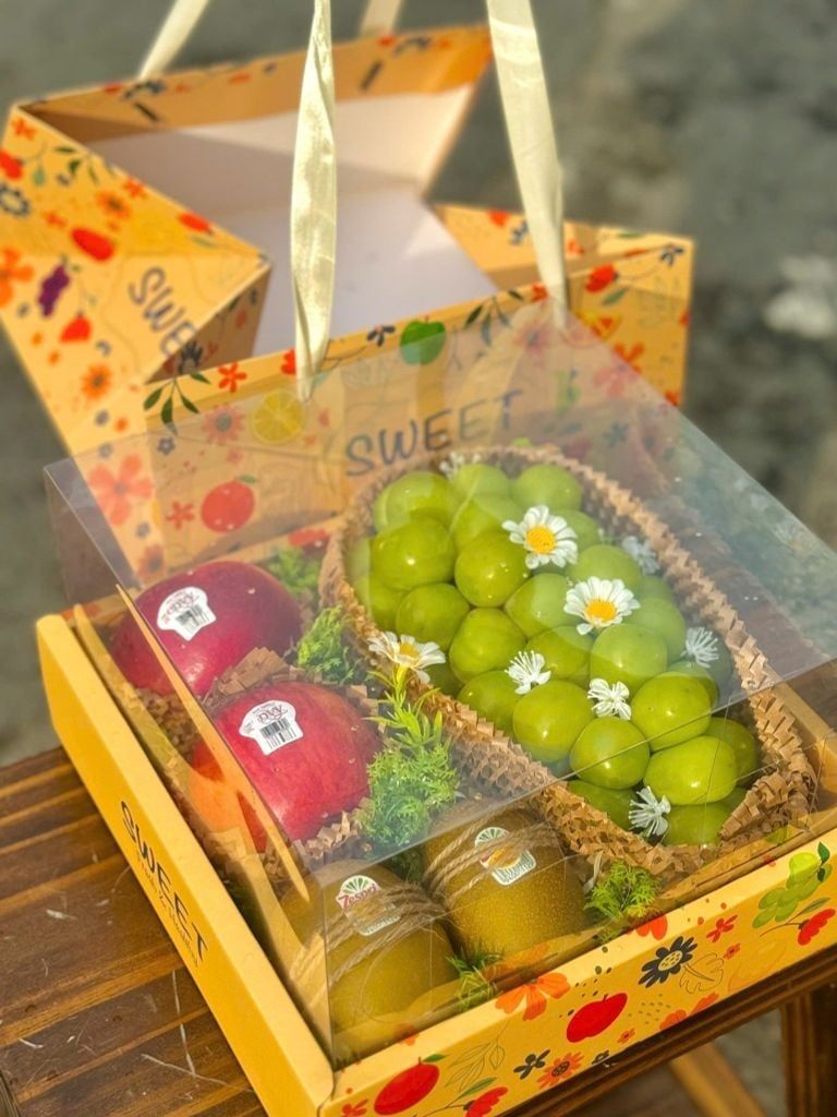 Set Quà Tặng Nàng 14/2 - Set Quà Trái Cây Thanh Nhã