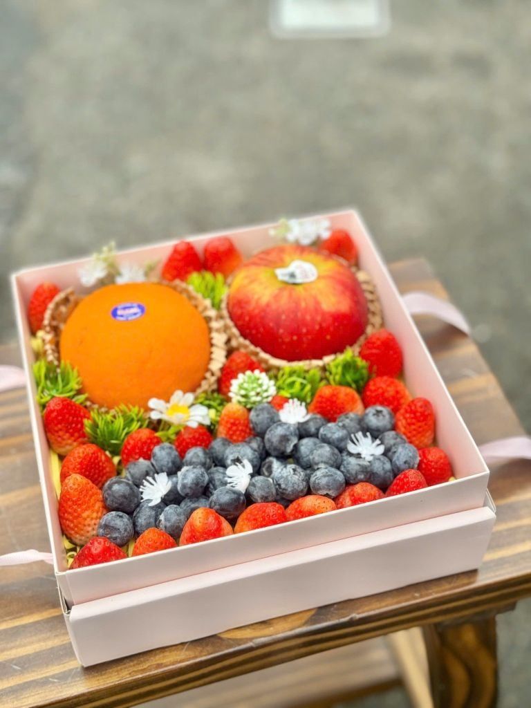 Set Quà Tặng Nàng 14/2 - Set Trái Cây Hoa Tinh Tế