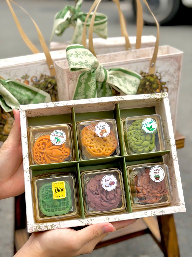 Bánh Trung Thu Túi Xách Nguyệt Lâm Mix 6 Vị - Hộp 6 cái