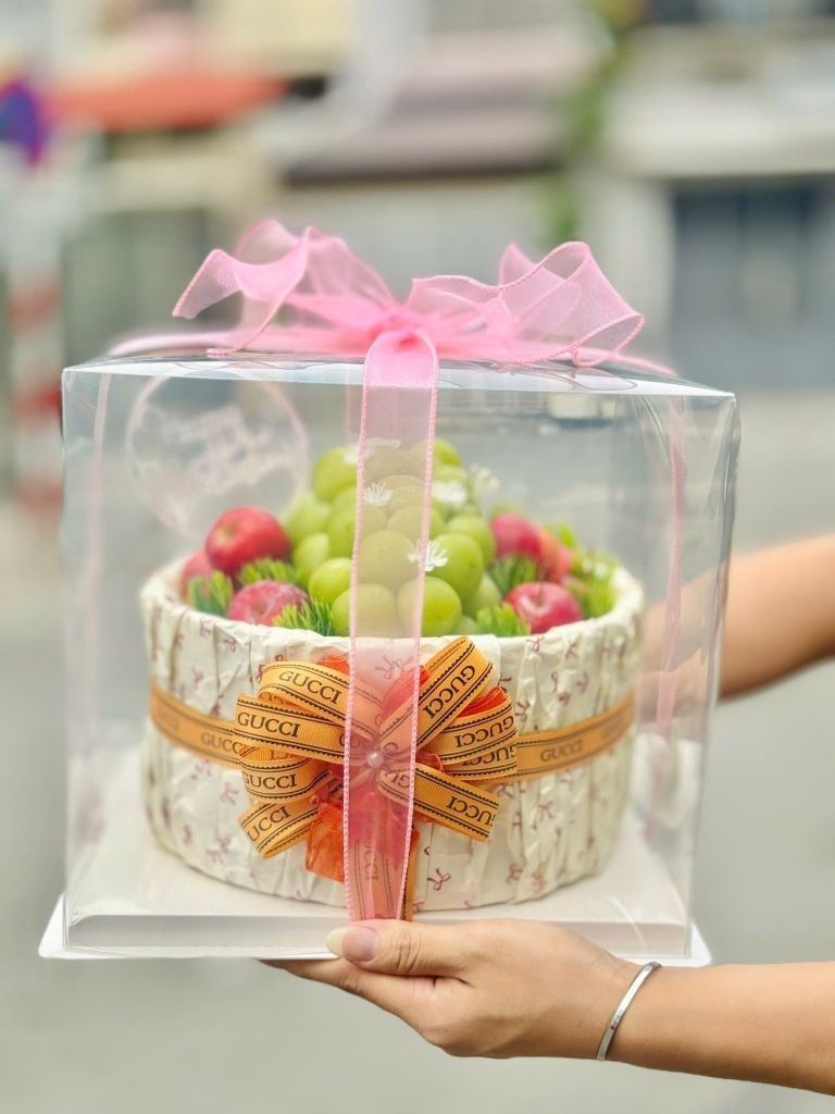 Set Quà Tặng Nàng Valentine 14/2 - Set Trái Cây Bánh Kem Yêu Thương