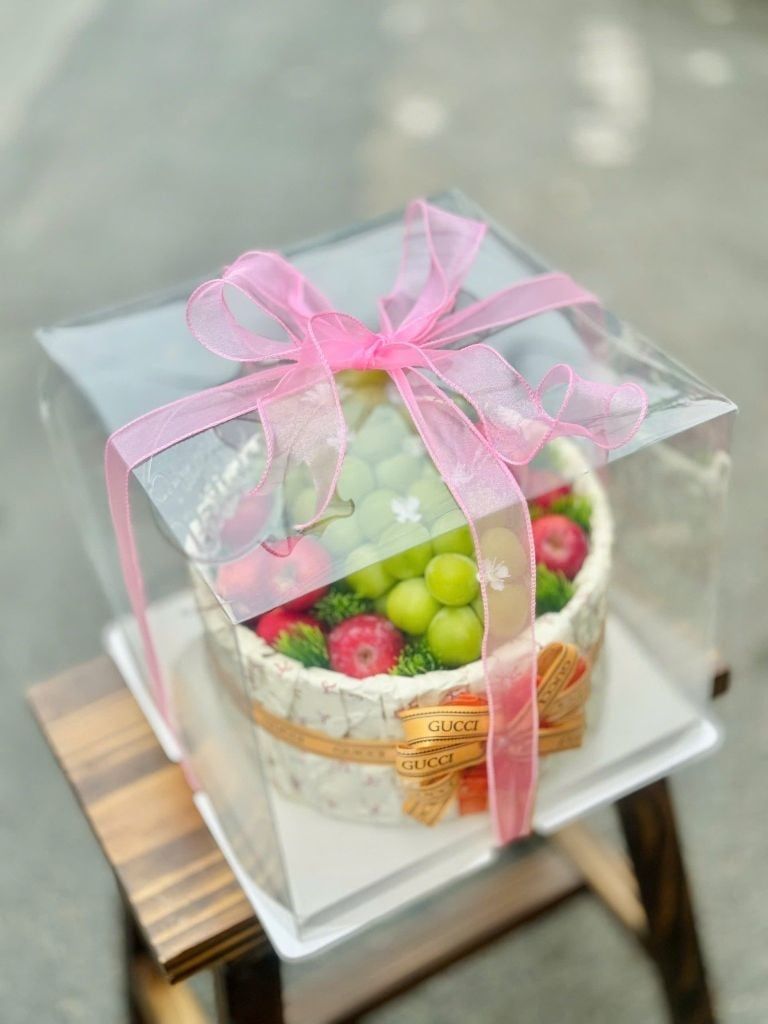 Set Quà Tặng Nàng Valentine 14/2 - Set Trái Cây Bánh Kem Yêu Thương