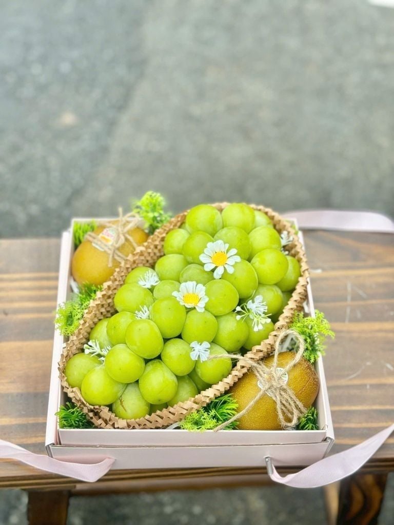 Set Quà Tặng Nàng 14/2 – Set Quà Trái Cây Thanh Nhã Lãng Mạn