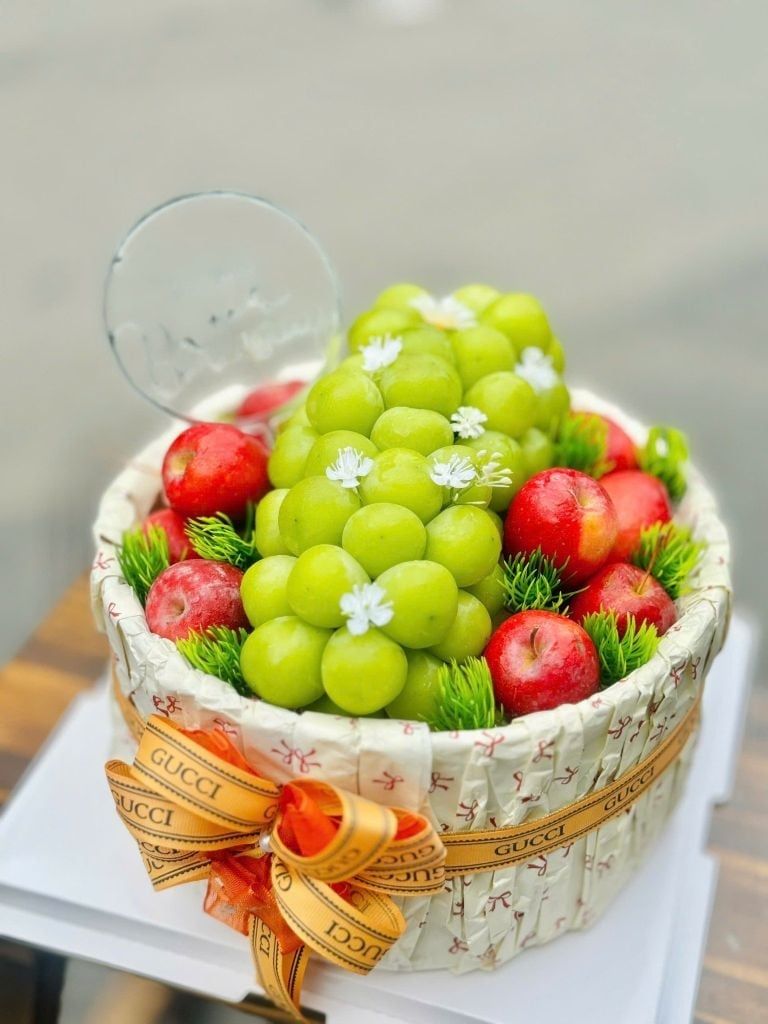 Set Quà Tặng Nàng Valentine 14/2 - Set Trái Cây Bánh Kem Yêu Thương