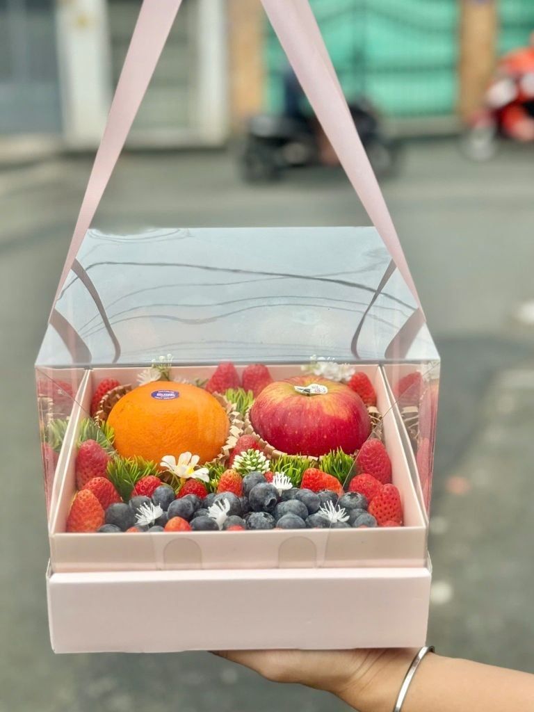 Set Quà Tặng Nàng 14/2 - Set Trái Cây Hoa Tinh Tế