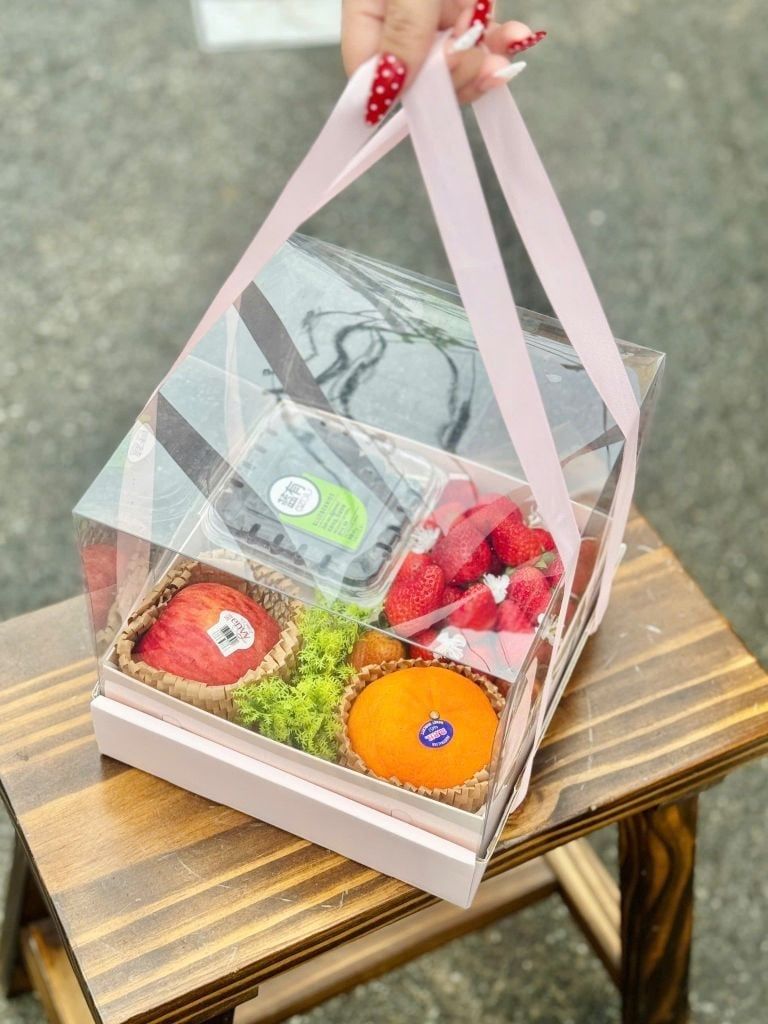 Set Quà Tặng Nàng 14/2 - Set Trái Cây Hoa Thanh Lịch