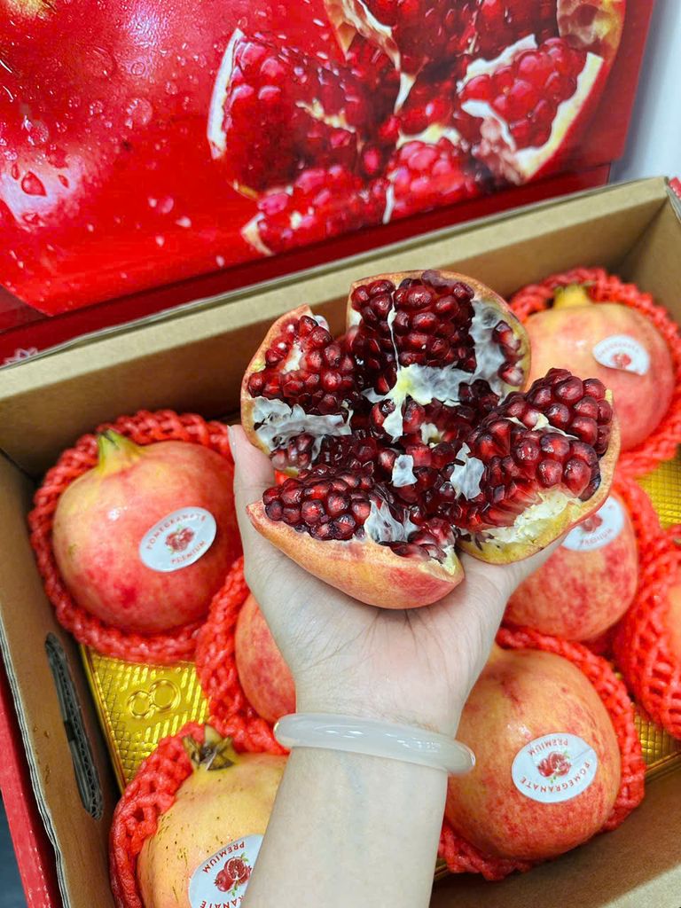 Lựu Thái Đỏ Pomegranate - Thùng 5-7 Trái