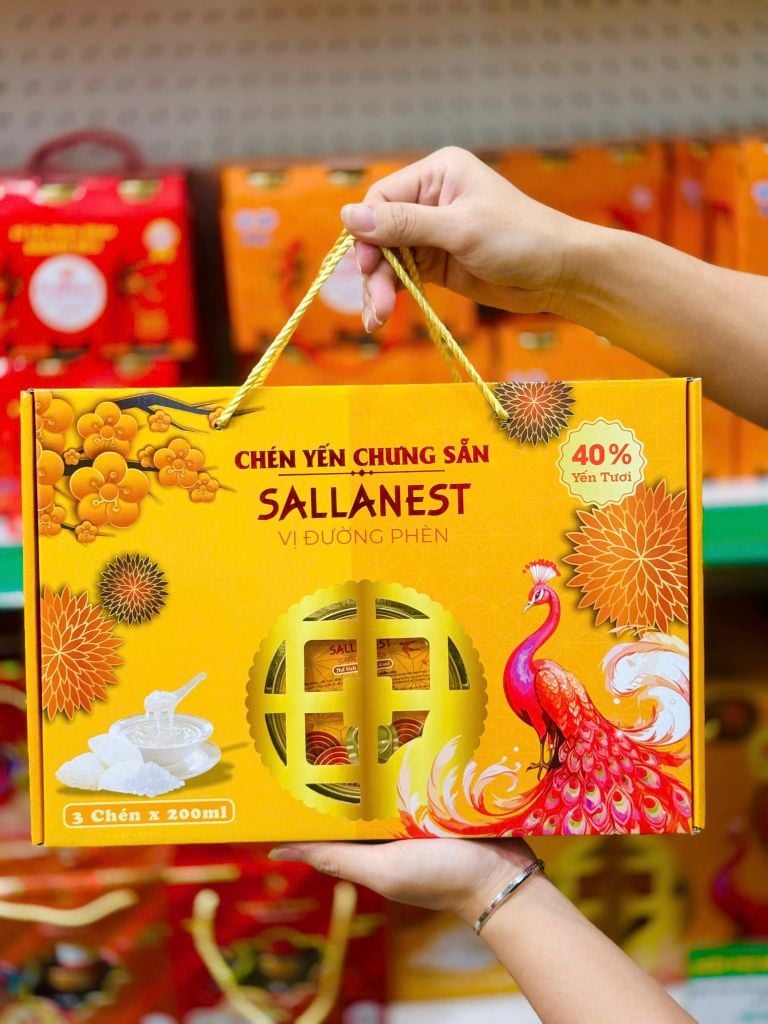 Chén Yến Chưng Sallanest 40% Yến Tươi Vị Đông Trùng – 3 Chén x 200ml