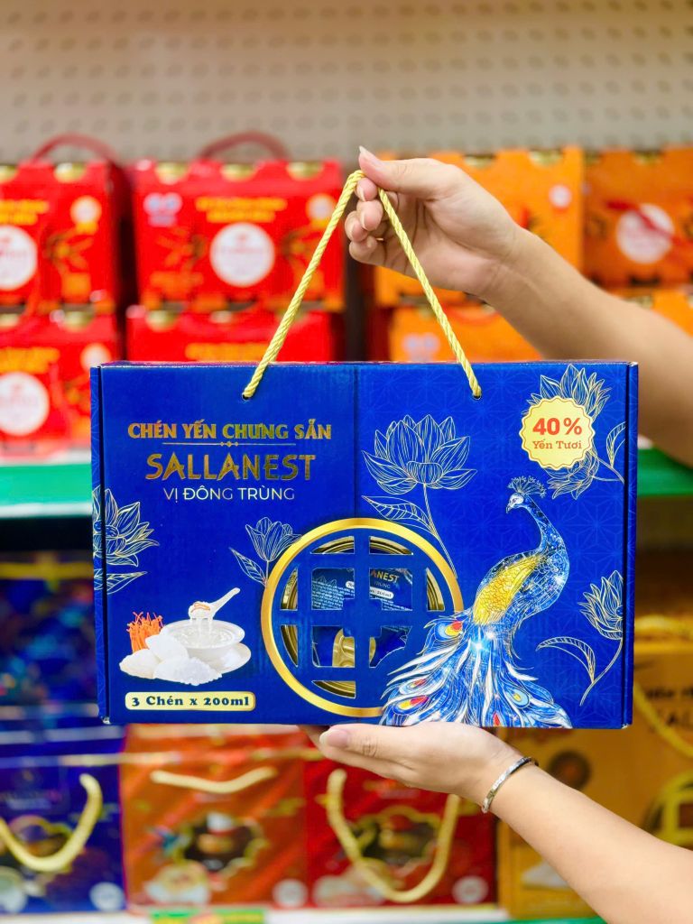 Chén Yến Chưng Sallanest 40% Yến Tươi Vị Đường Phèn  - 3 Chén x 200ml
