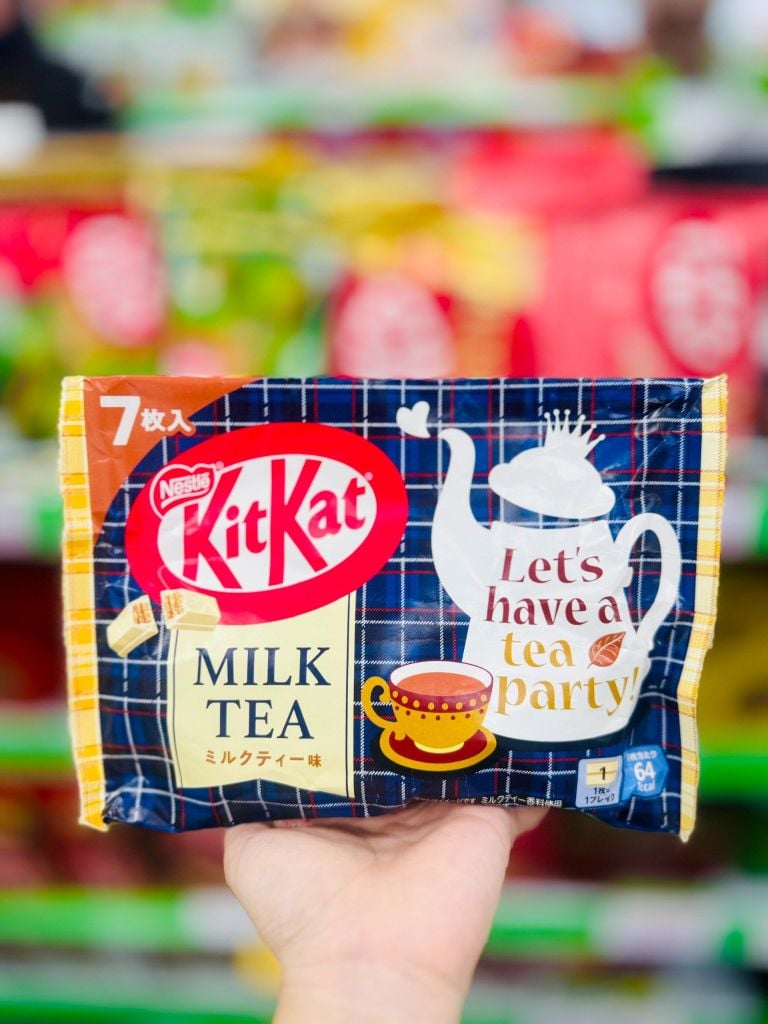 Bánh Xốp Nestlé Kitkat Vị Milk Tea - 81.2g