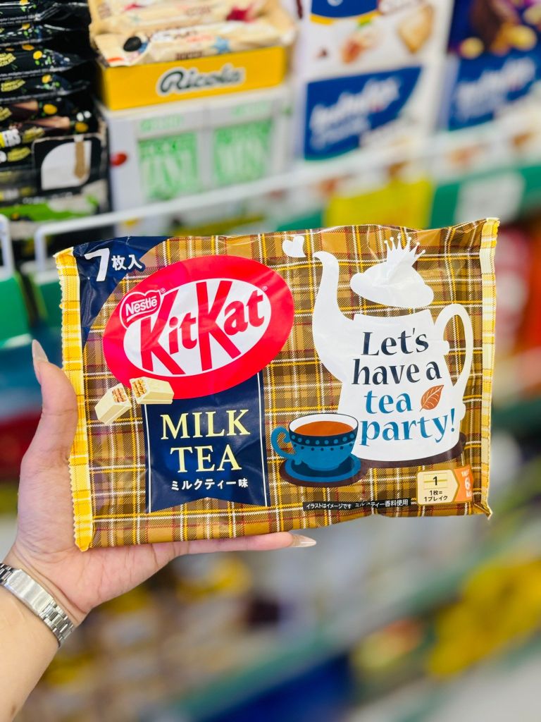 Bánh Xốp Nestlé Kitkat Vị Milk Tea - 81.2g