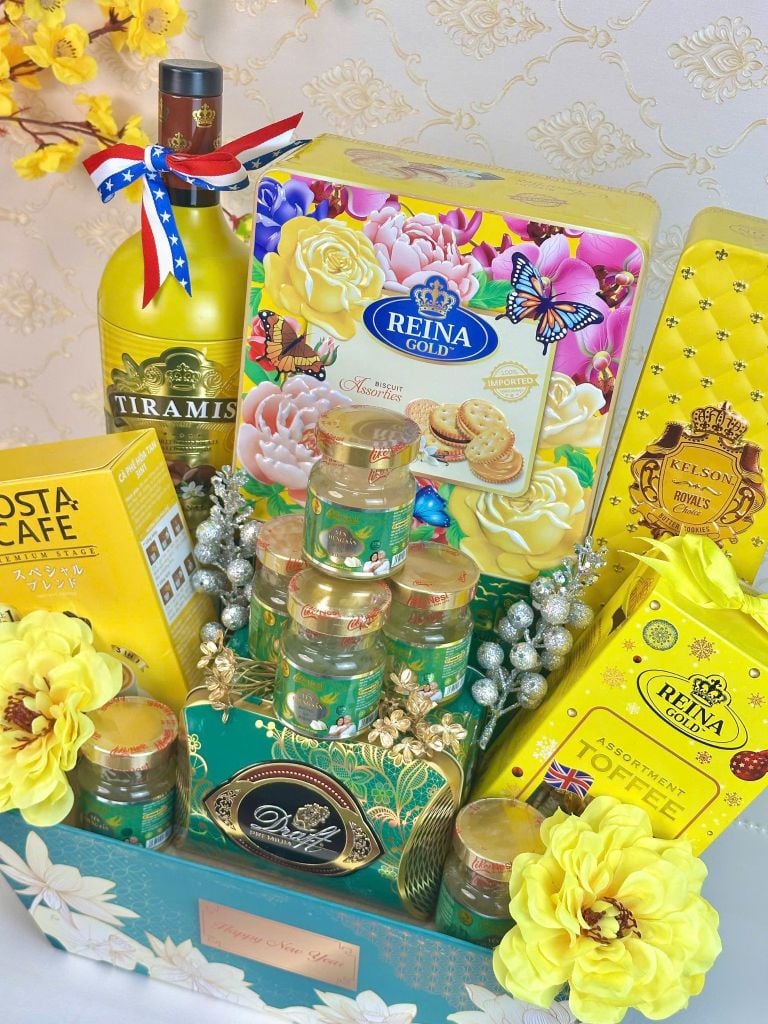 Giỏ Quà Tết Cao Cấp 2026 – Xuân Vạn Phúc