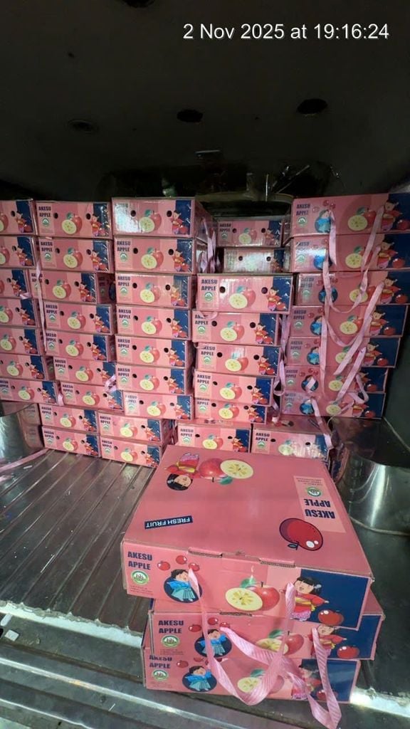 Táo Mật Nhật Akesu - Thùng 3kg