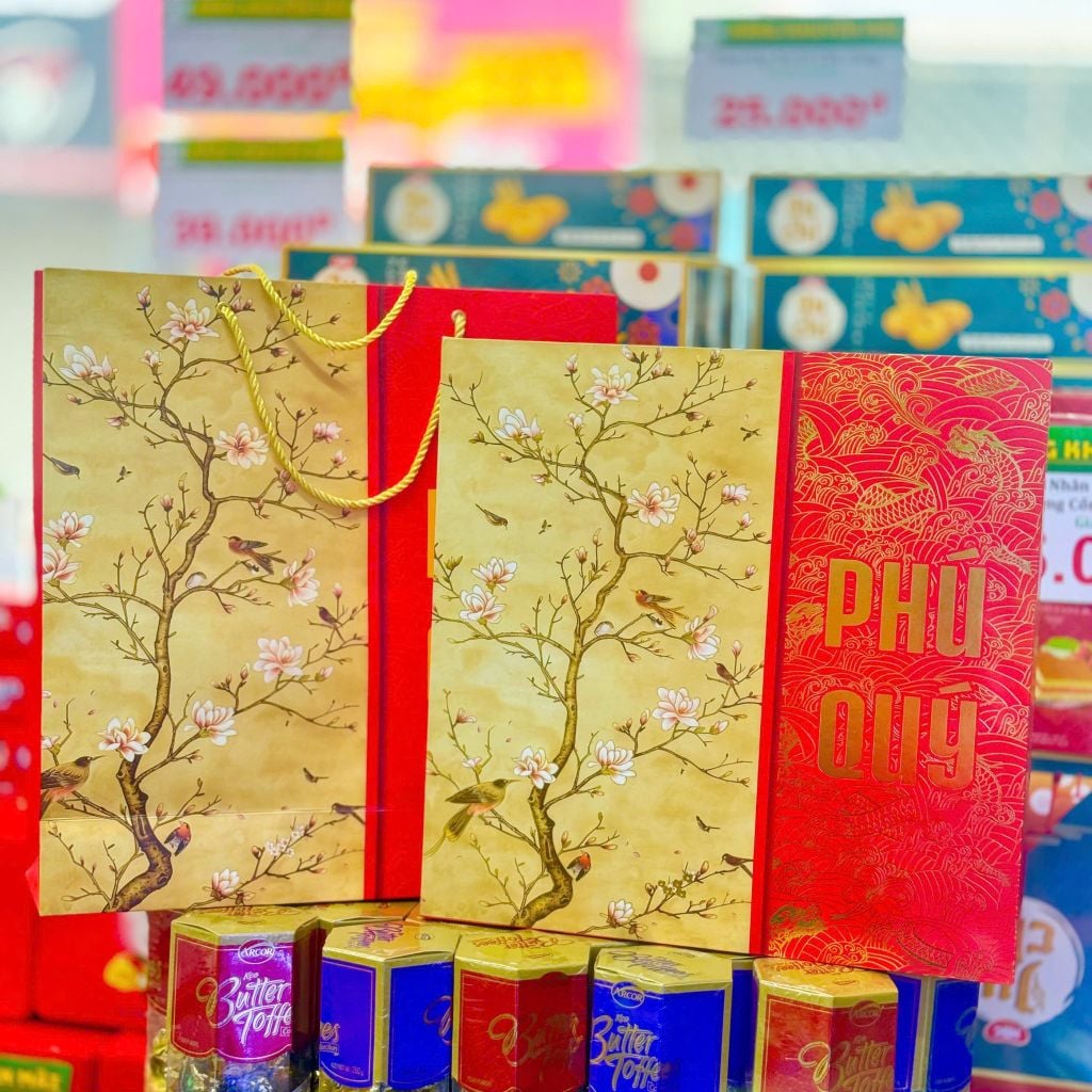 Hộp Quà Tết Cao Cấp 2026 – Phú Quý Vinh Hoa