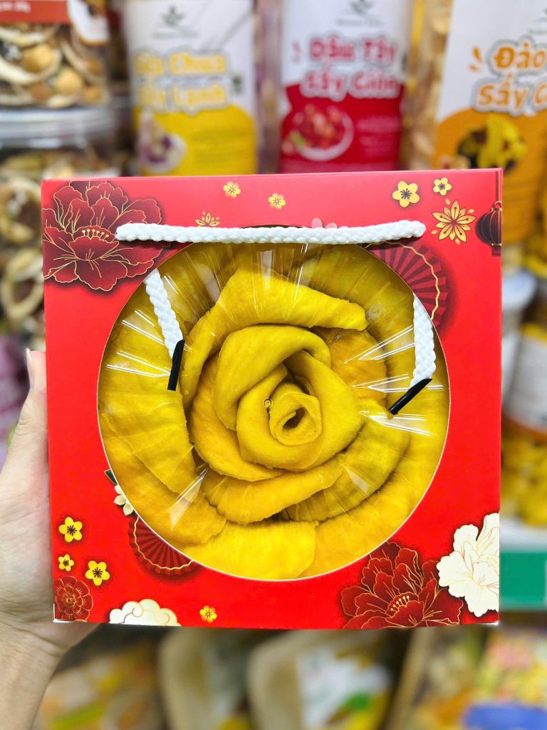 Xoài Sấy Dẻo Xếp Hoa Gia Hưng Cao Cấp – 500g