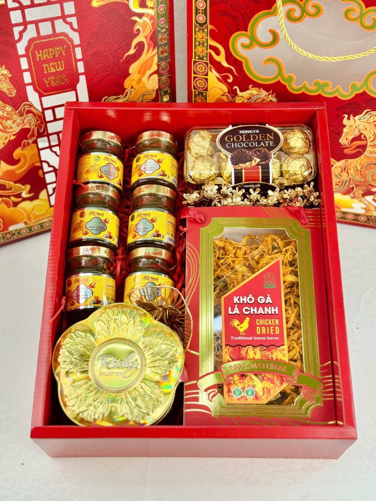 Hộp Quà Tết Cao Cấp 2026 – Kim Mã Vinh Hoa