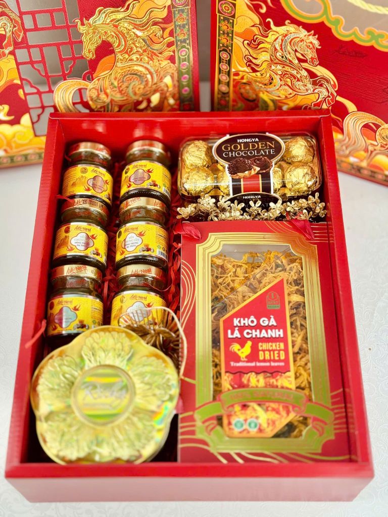 Hộp Quà Tết Cao Cấp 2026 – Kim Mã Vinh Hoa