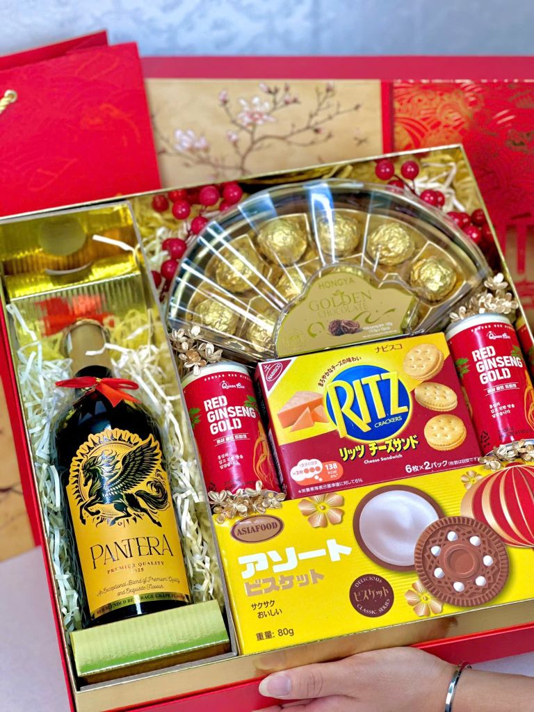 Hộp Quà Tết Cao Cấp 2026 – Vạn Xuân Phú Quý