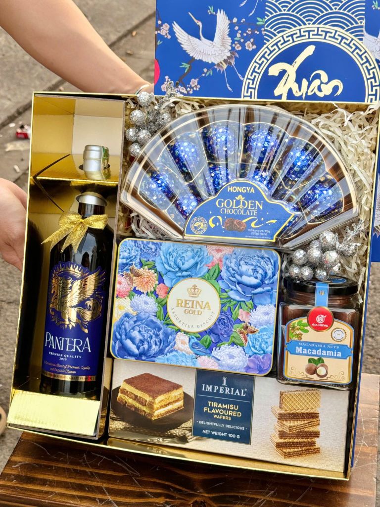 Hộp Quà Tết Cao Cấp 2026 – Phúc Xuân